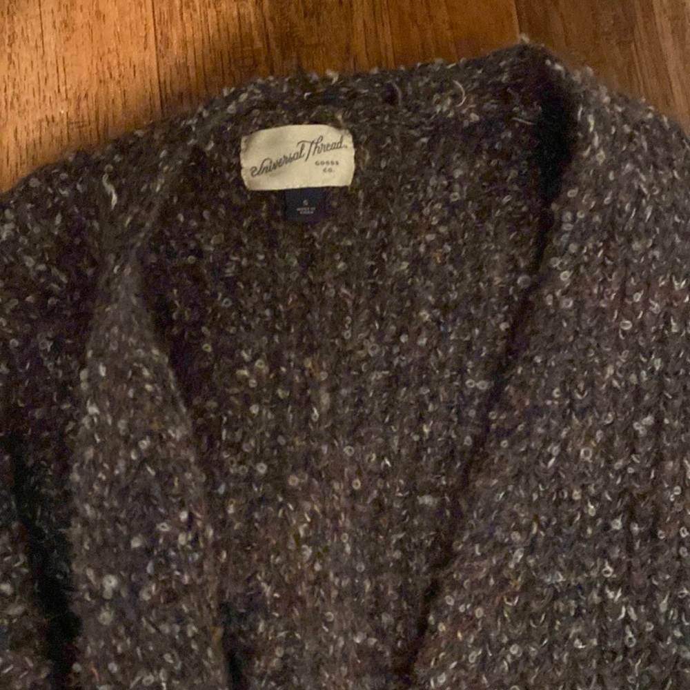 UNIVERSAL THREAD CARDI
